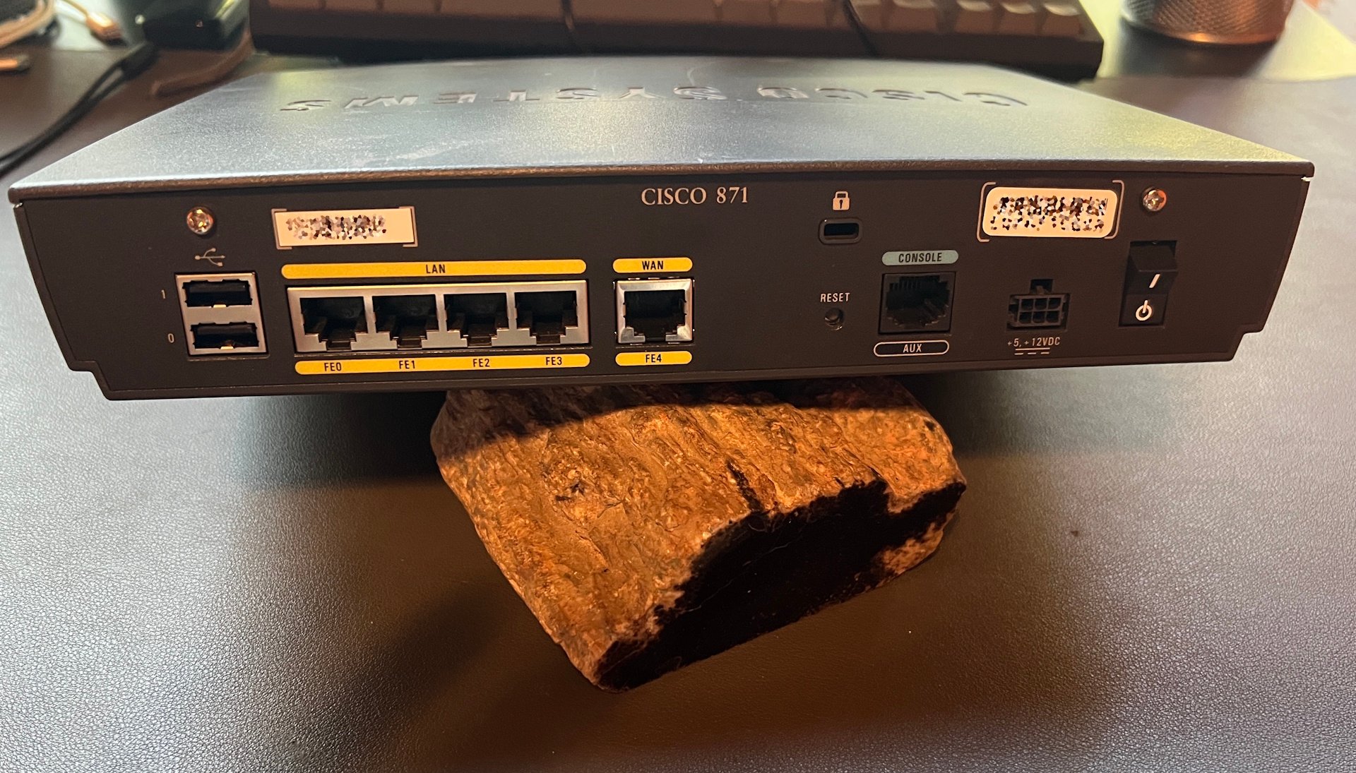 Cisco C871 Back